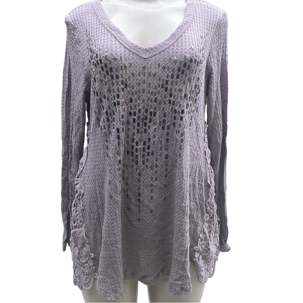Vocal new studded long sleeve tunic